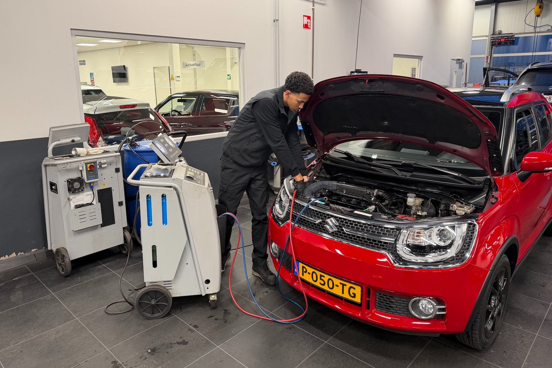 Subpage Details Slider Image AIRCO SERVICE | Autoservice Molenvliet