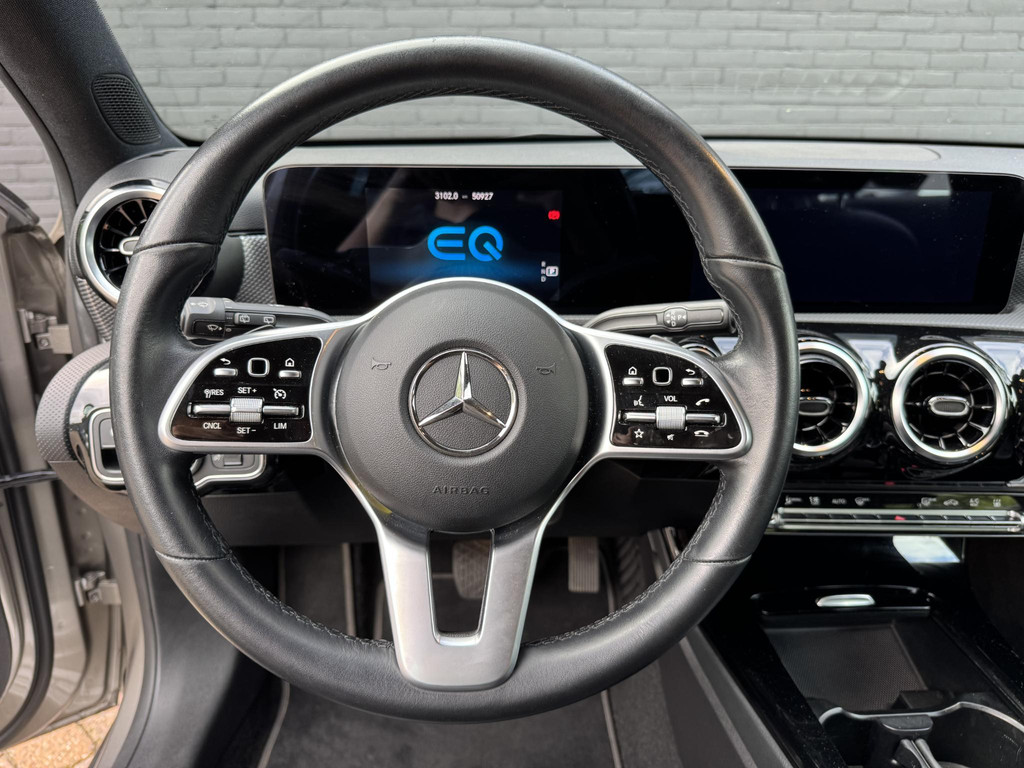 56854907-10.jpg